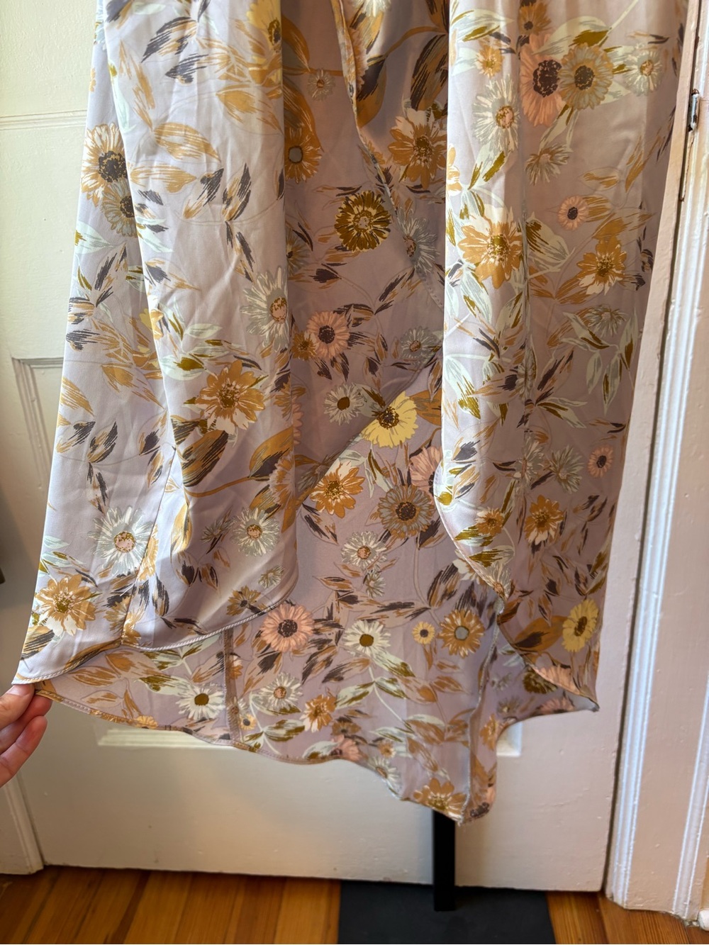 ASTR the Label | Giselle Dress in Lavender & Gold | Floral | High-Low Wrap Dress - Picture 11 of 13